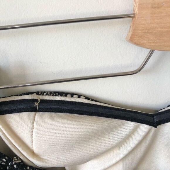 NWT- Romeo & Juliet Couture Lace Peplum Dress - Picture 6 of 10